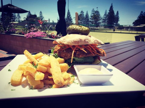 Sandbar Bistro - Gold Coast Attractions 0