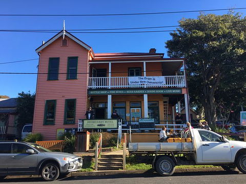 Dromedary Hotel - Gold Coast Attractions 0