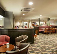 Boomerang Hotel Bistro - Gold Coast Attractions