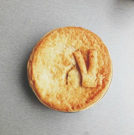 Kiama Pie Shop - Gold Coast Attractions 0