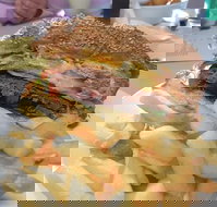 Beehive Hotel Motel Cafe - Gold Coast Attractions