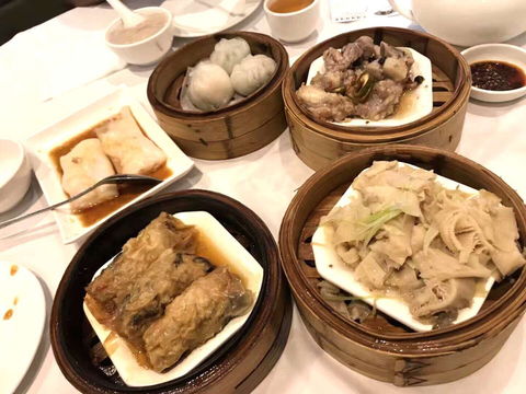 Canton Bay Chinese Restaurant - Gold Coast Attractions 0