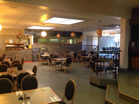 Canberra Deakin Football Club Bistro - Gold Coast Attractions 0