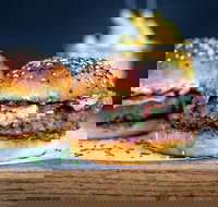 Singh Thai Restaurant - Gold Coast Attractions