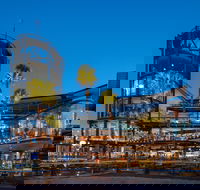 The Squire's Landing - Gold Coast Attractions