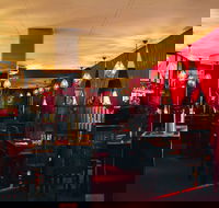 Cook  Co. Bar and Grill - Gold Coast Attractions