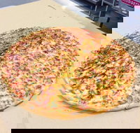 Rocky's Pizza - Gold Coast Attractions