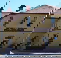 The Wicklow Hotel - Gold Coast Attractions