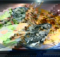 Harry's Grill - Gold Coast Attractions