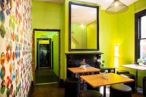 Bomb Cafe Abbotsford - Gold Coast Attractions 2