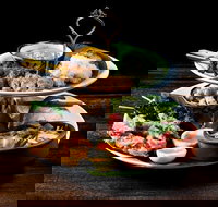 Miss Ping's - Gold Coast Attractions