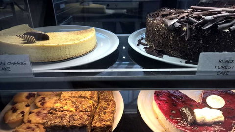 Ristorante La Famiglia - Gold Coast Attractions 0