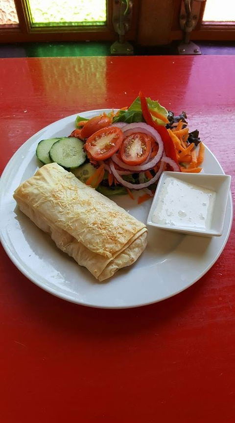 Braisen Hussy Garden Cafe - Gold Coast Attractions 0