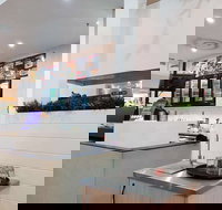 Crema Espresso  - Jindalee - Gold Coast Attractions