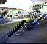 Woolpack Hotel  Lounge - Gold Coast Attractions