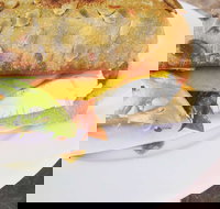 Ivanhoe Caf - Gold Coast Attractions