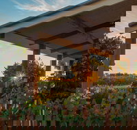 Caf in the Vines - Gold Coast Attractions