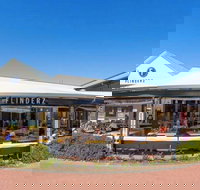 Chong Co - Greenway - Gold Coast Attractions