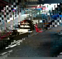 Burwood Food 4 U - Gold Coast Attractions