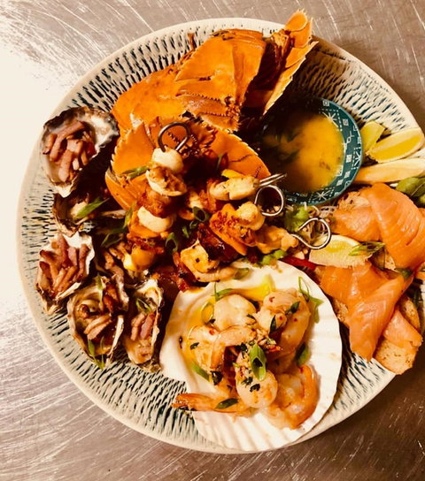 Pandanus Garden Bar And Restaurant - Gold Coast Attractions 0