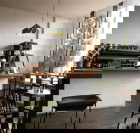 Rainbow Gallery  Cafe/Bar - Gold Coast Attractions