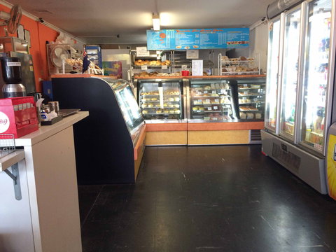 Corinda Hot Bread - Gold Coast Attractions 0