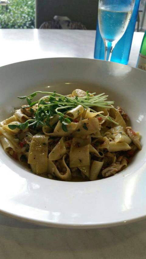 Finz On The Beach - Gold Coast Attractions 0