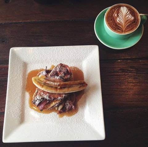 GB Bar & Restaurant - Gold Coast Attractions 0