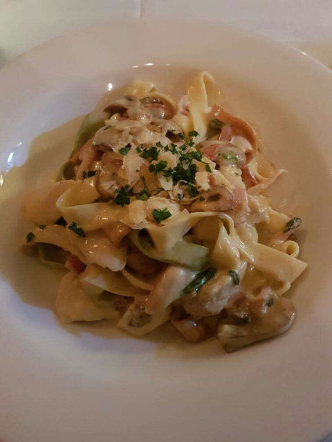 La Costa Cafe Restaurant - Gold Coast Attractions 0