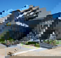 75 on Arthur at The Wellington Soldiers Memorial Club - Gold Coast Attractions