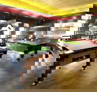 Imperial Hotel - Gold Coast Attractions