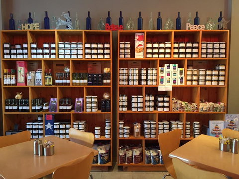 Perenti Cafe - Gold Coast Attractions 0