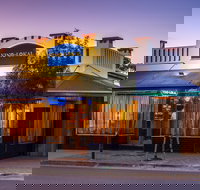 Vino Lokal - Gold Coast Attractions