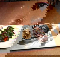 Horsham Palace - Gold Coast Attractions