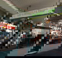 Village Cafe Flinders - Gold Coast Attractions