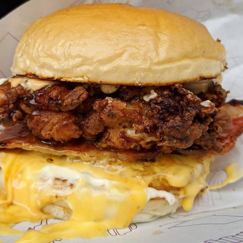 Sneaky Burger - Gold Coast Attractions 0