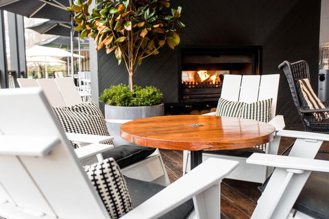 The Stirling Hotel - Gold Coast Attractions 1
