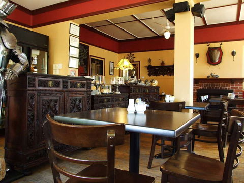 Beaufort House - Gold Coast Attractions 0