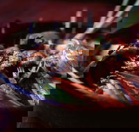 Claypots Seafood Bar - Gold Coast Attractions