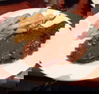 Crown Inn - Gold Coast Attractions