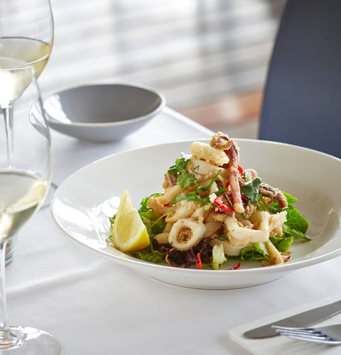 Eat At Whalers - Gold Coast Attractions 2