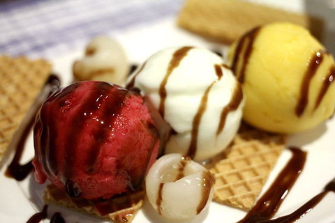 Moonlight Vietnamese - Gold Coast Attractions 0