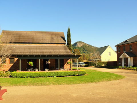 Tugwood Winery - Gold Coast Attractions 2