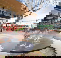 Newmarket Hotel - Gold Coast Attractions