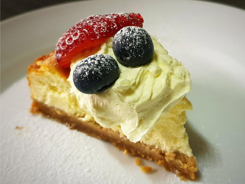 The Hunter Artisan Gallery And Cafe - Gold Coast Attractions 1