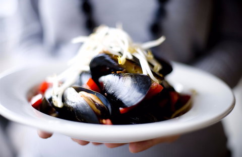 Mi Shells Seafood - Gold Coast Attractions 2