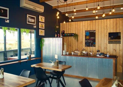 The Deck Cafe On The Wharf - Gold Coast Attractions 2