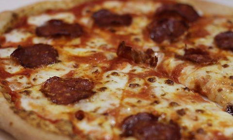 Eat At Whalers - Gold Coast Attractions 1