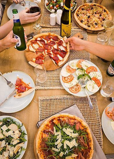 Eat At Whalers - Gold Coast Attractions 3