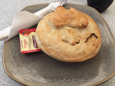 Baker's Delight - Deniliquin - Gold Coast Attractions 0